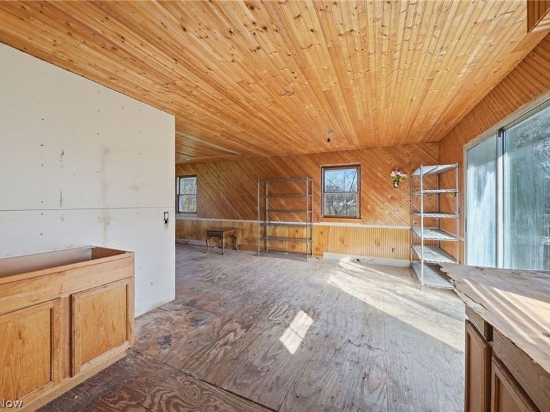 9800 Williams Road, Diamond, OH 44412 Photo 9