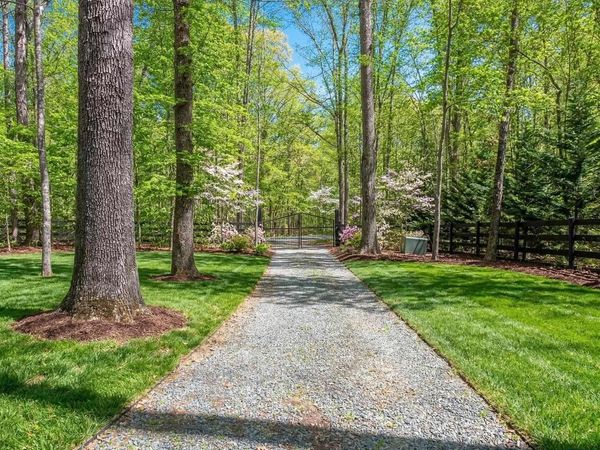 9130 TOTIER CREEK RD, SCOTTSVILLE, VA 24590