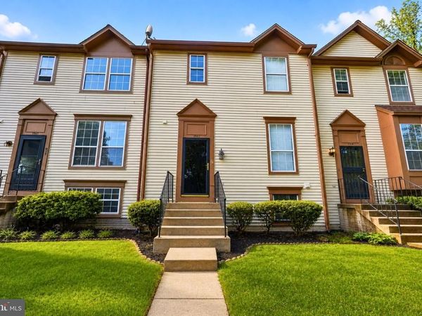 1062 KAREN BOULEVARD, CAPITOL HEIGHTS, MD 20743