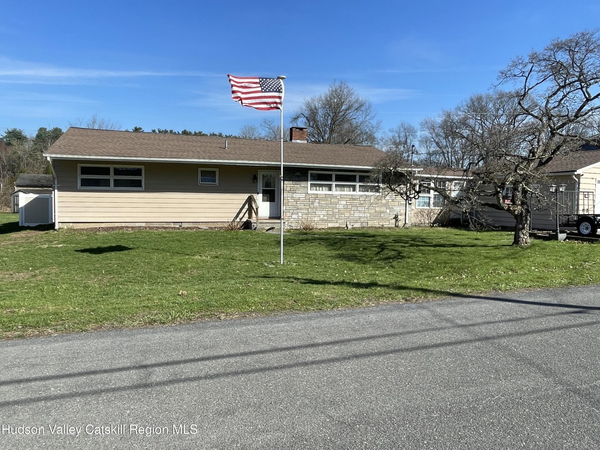 459 Mountain View Avenue, Hurley, NY 12443 Main Photo