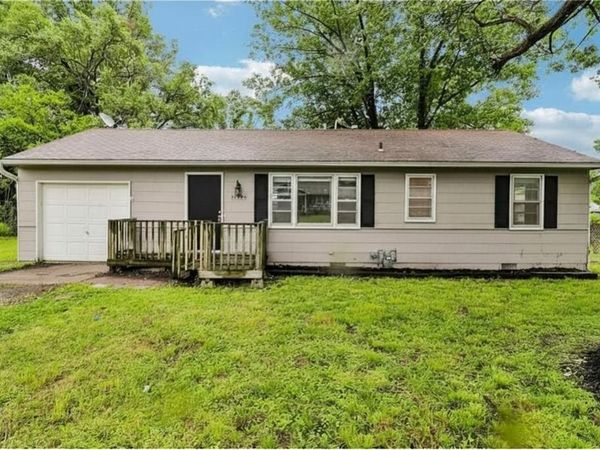 11709 Lawndale Avenue, Kansas City, MO 64137