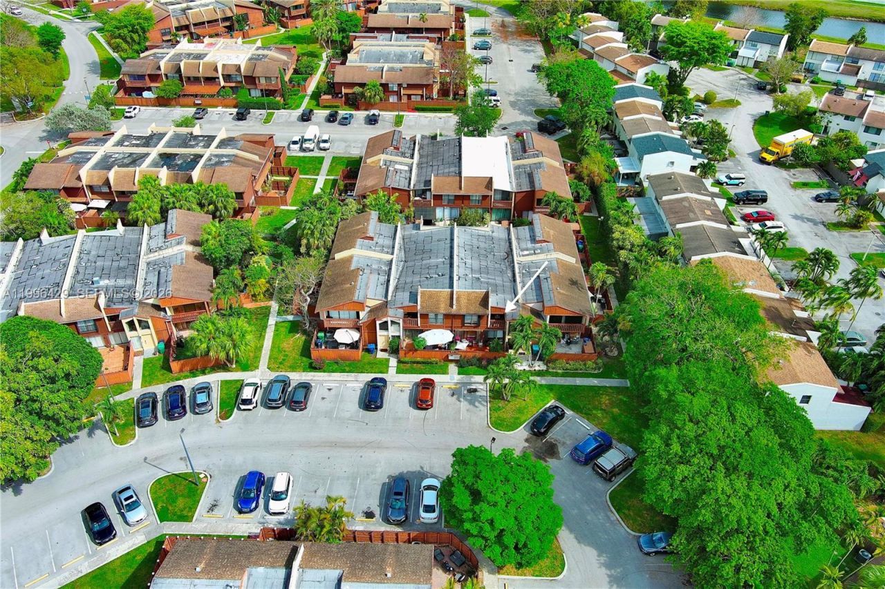 6614 SW 114th Pl, Unit F-71, Miami, FL 33173 Photo