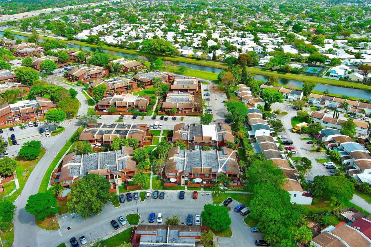 6614 SW 114th Pl, Unit F-71, Miami, FL 33173 Photo