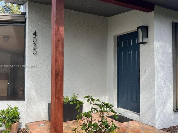 4030 NE 13th Ave , Pompano Beach, FL 33064
