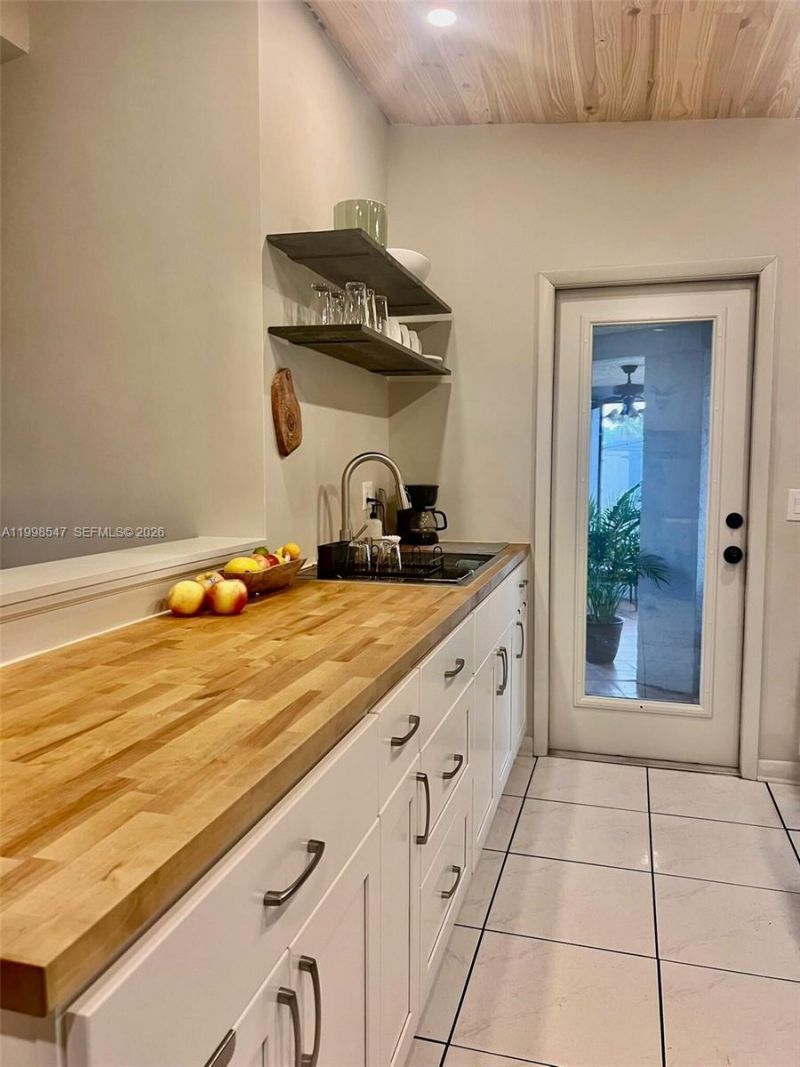 4030 NE 13th Ave, Pompano Beach, FL 33064 Photo