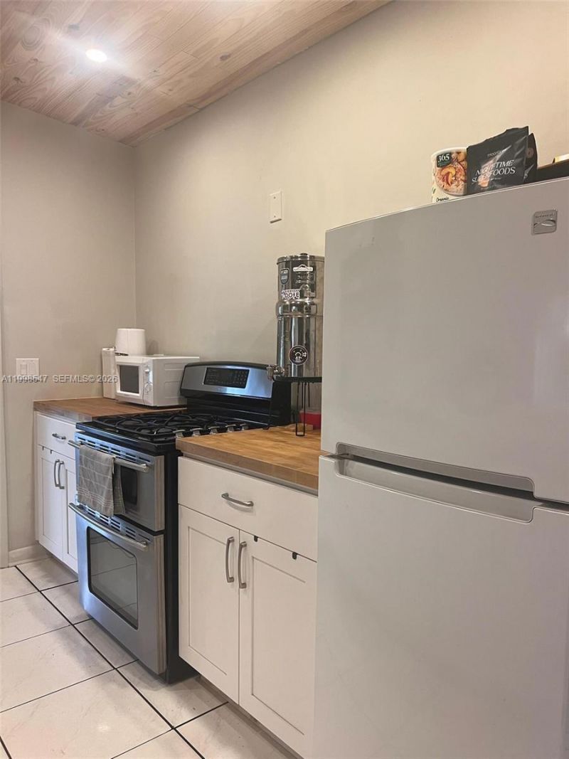 4030 NE 13th Ave, Pompano Beach, FL 33064 Photo