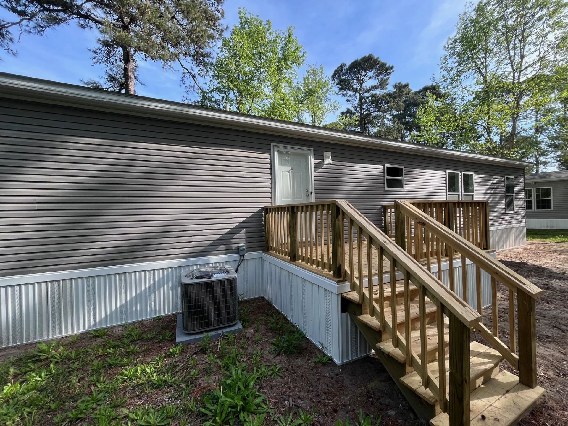 800 Columbia Dr. Photo 11