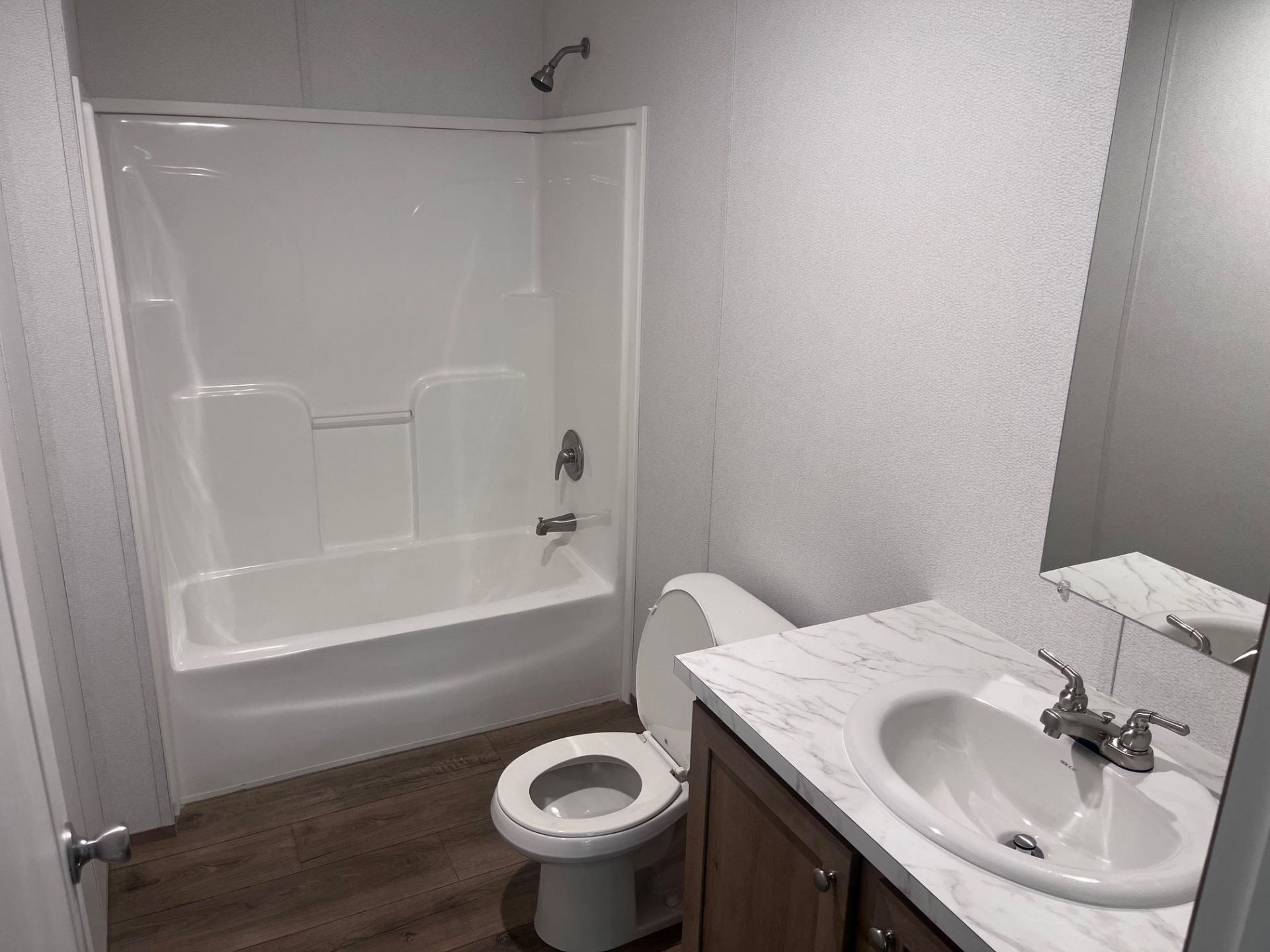 800 Columbia Dr. Photo 33