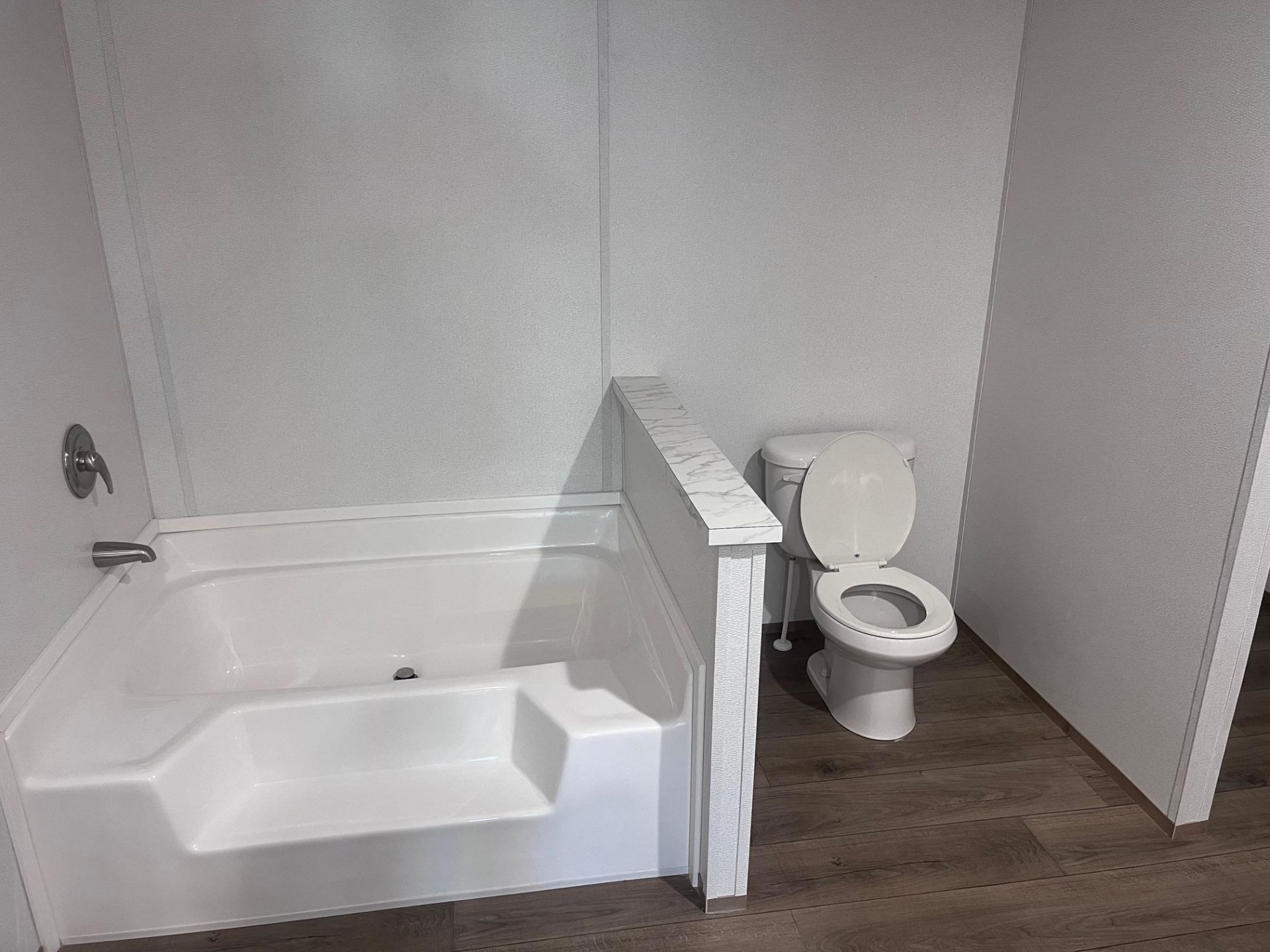 800 Columbia Dr. Photo 40