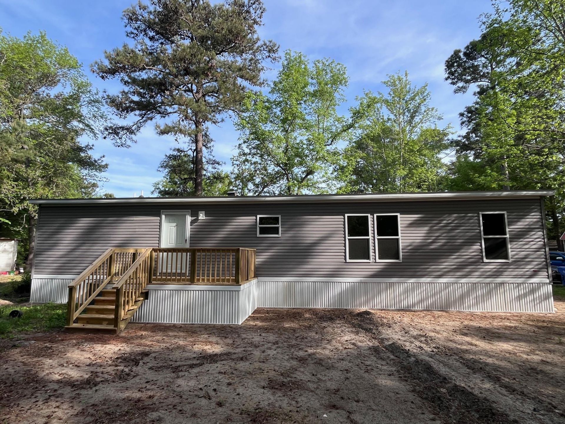 800 Columbia Dr. Photo 7