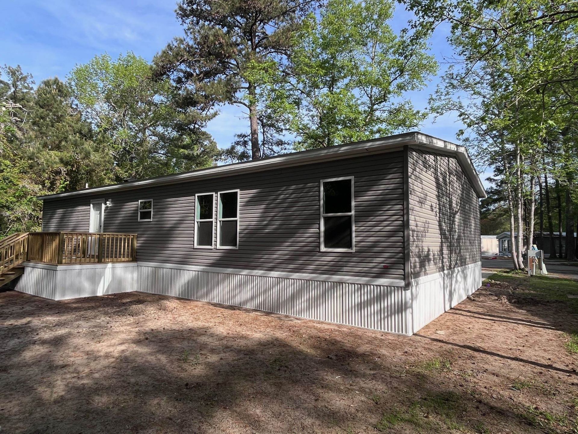 800 Columbia Dr. Photo 8