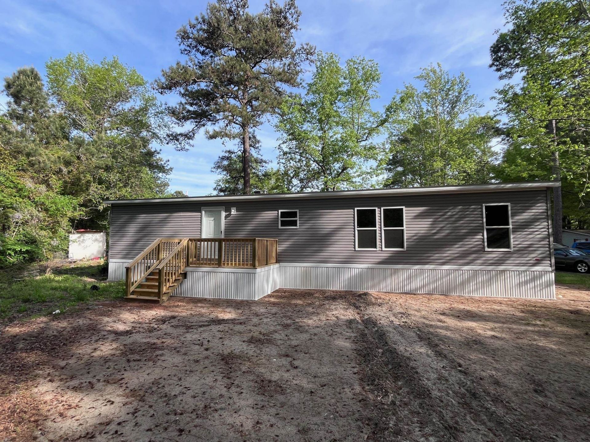 800 Columbia Dr. Photo 9