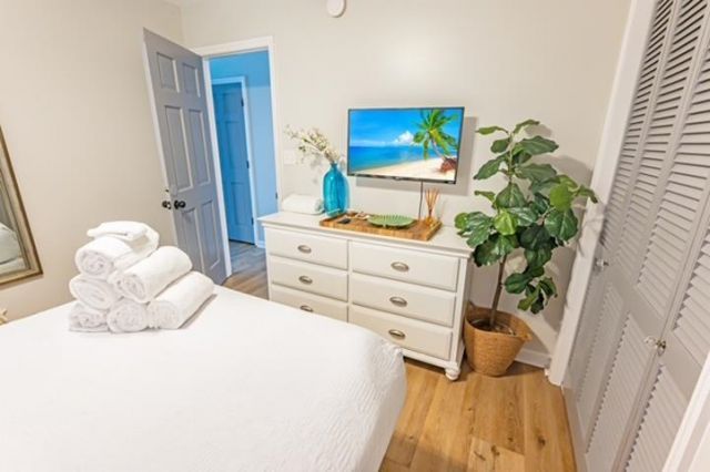 203 Double Eagle Dr. Photo 10