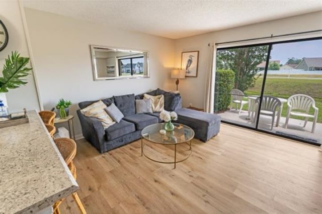 203 Double Eagle Dr. Photo 18