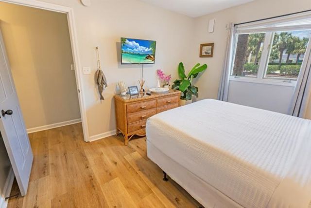 203 Double Eagle Dr. Photo 8