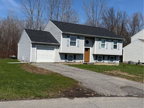 8407 Shoveler Lane, Liverpool, NY 13090