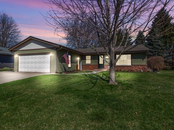 N169W20242 Wilshire Dr, Jackson, WI 53037