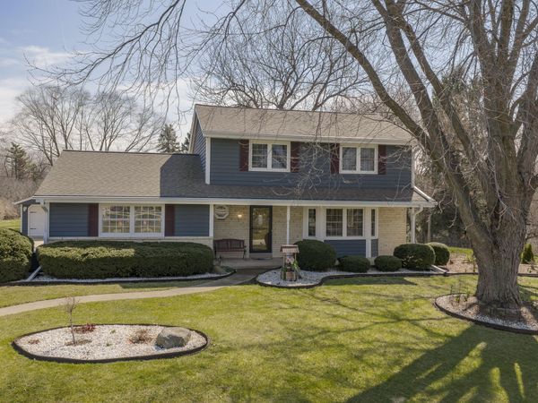 770 Linden Ln, Brookfield, WI 53045