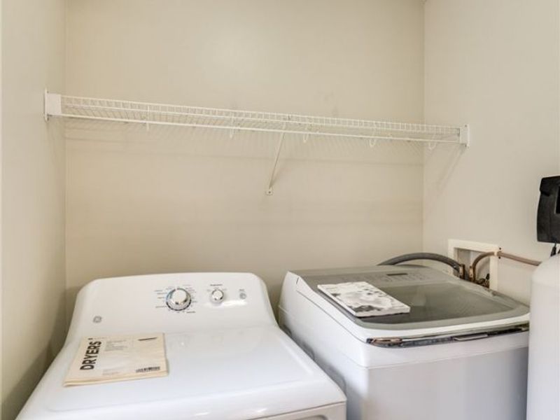 2325 Lakeside Drive, Lakemore, OH 44250 Photo 16