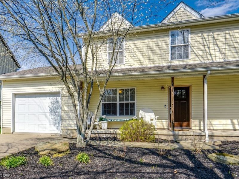 2325 Lakeside Drive, Lakemore, OH 44250 Photo 3