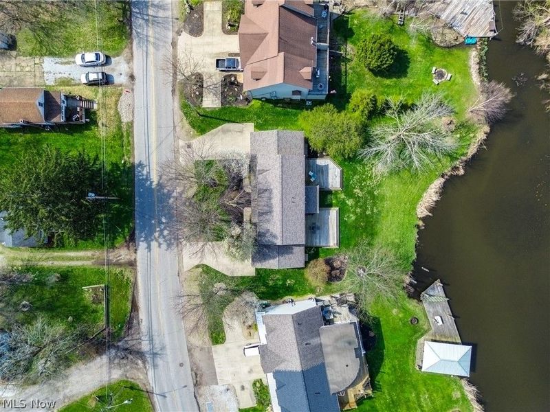 2325 Lakeside Drive, Lakemore, OH 44250 Photo 6