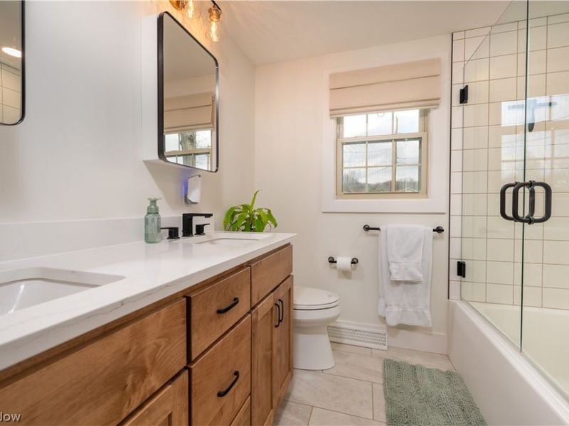 1126 3rd Street SW, New Philadelphia, OH 44663 Photo 20