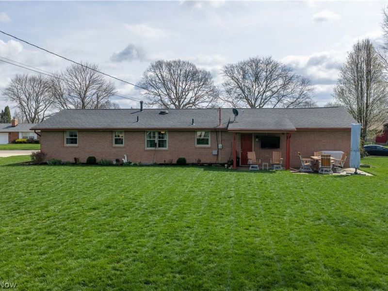 1126 3rd Street SW, New Philadelphia, OH 44663 Photo 8