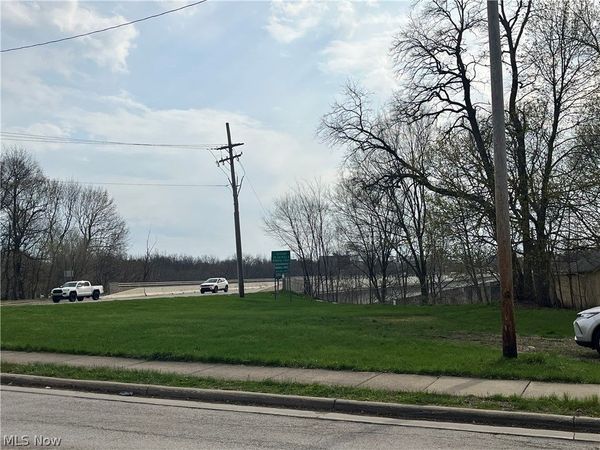 Schenley Avenue , Ashtabula, OH 44004