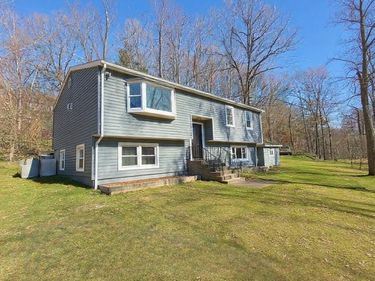 27 Paper Mill , New Milford, CT 06776