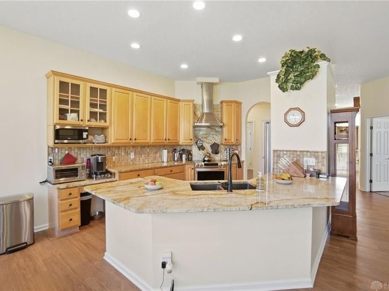 582 Yankee Trace Drive, Centerville, OH 45458 Photo 10