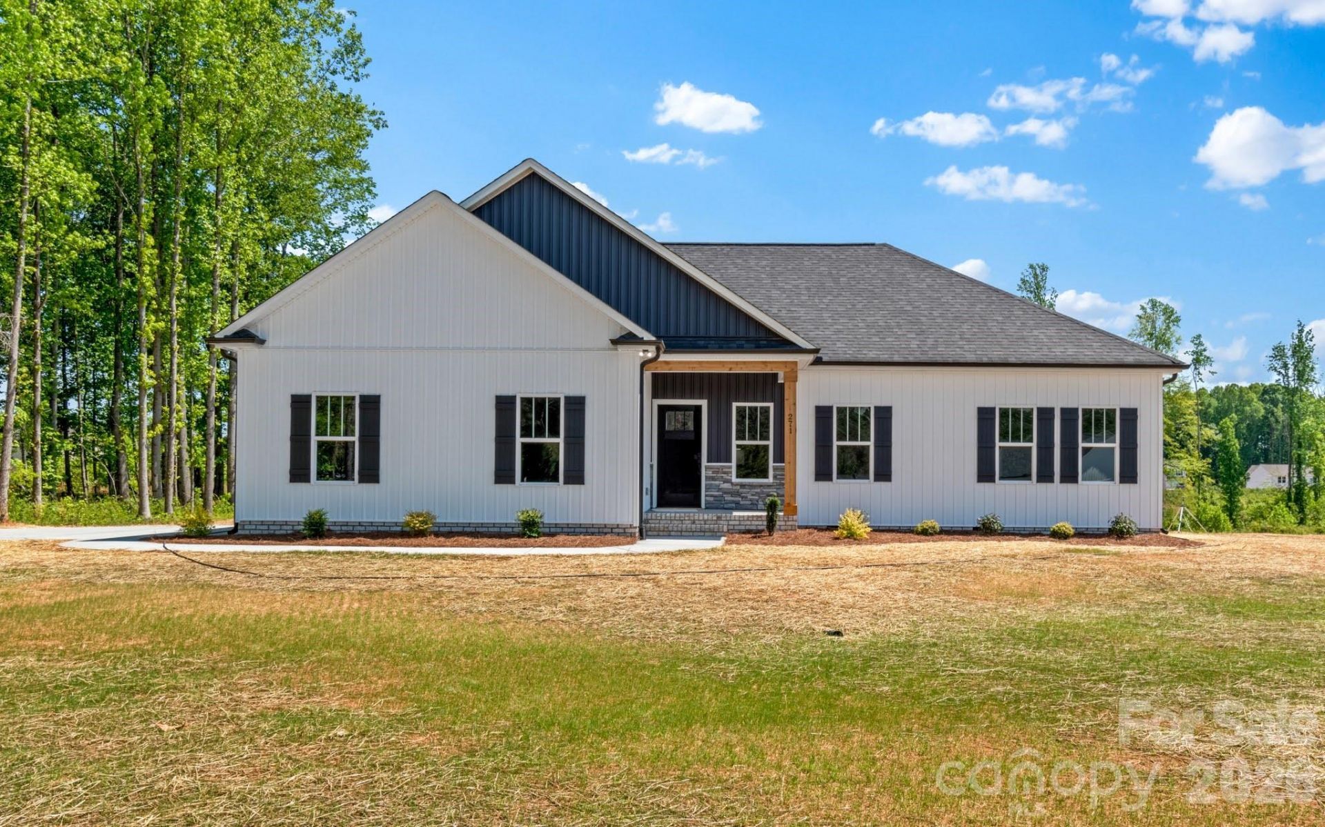 271 Stonybrook Drive, Lexington, NC 27295 Main Photo