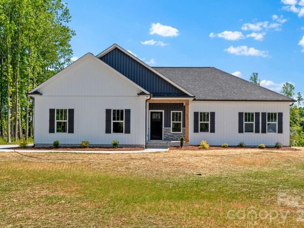 271 Stonybrook Drive, Lexington, NC 27295