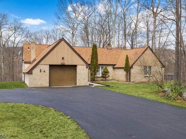 120 Ridge Rd, Frankford, NJ 07826