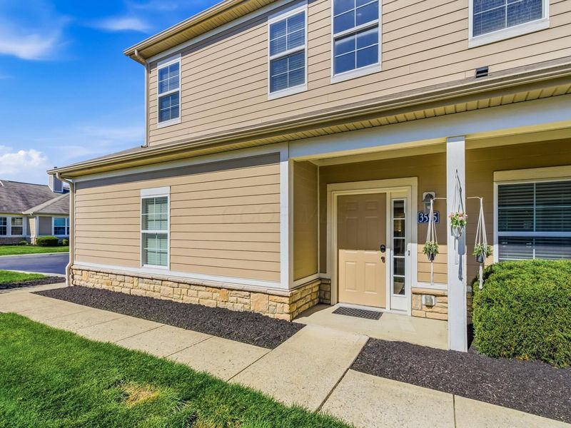 3595 Evelynton Avenue, Lewis Center, OH 43035 Photo 4