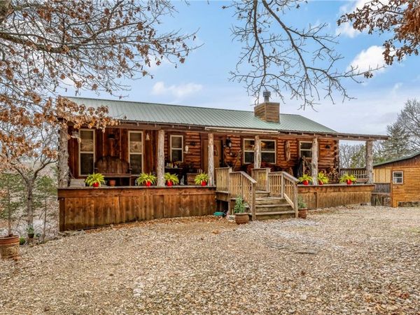 157 County Road 210 , Eureka Springs, AR 72632