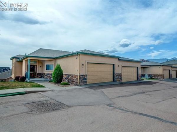 271 Eagle Summit Point, Unit 101, Colorado Springs, CO 80919