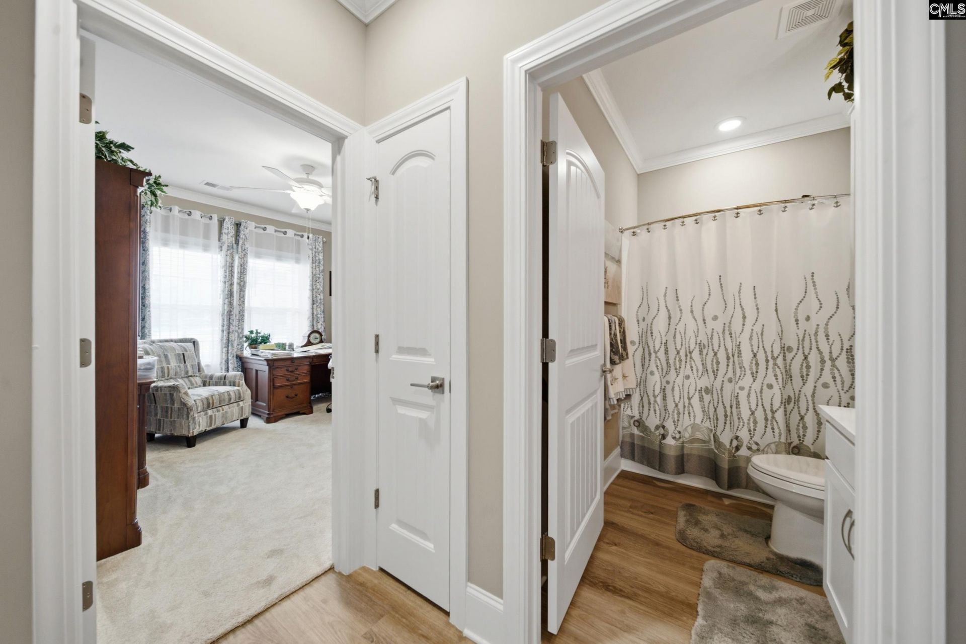 305 Daymark Drive Photo 10