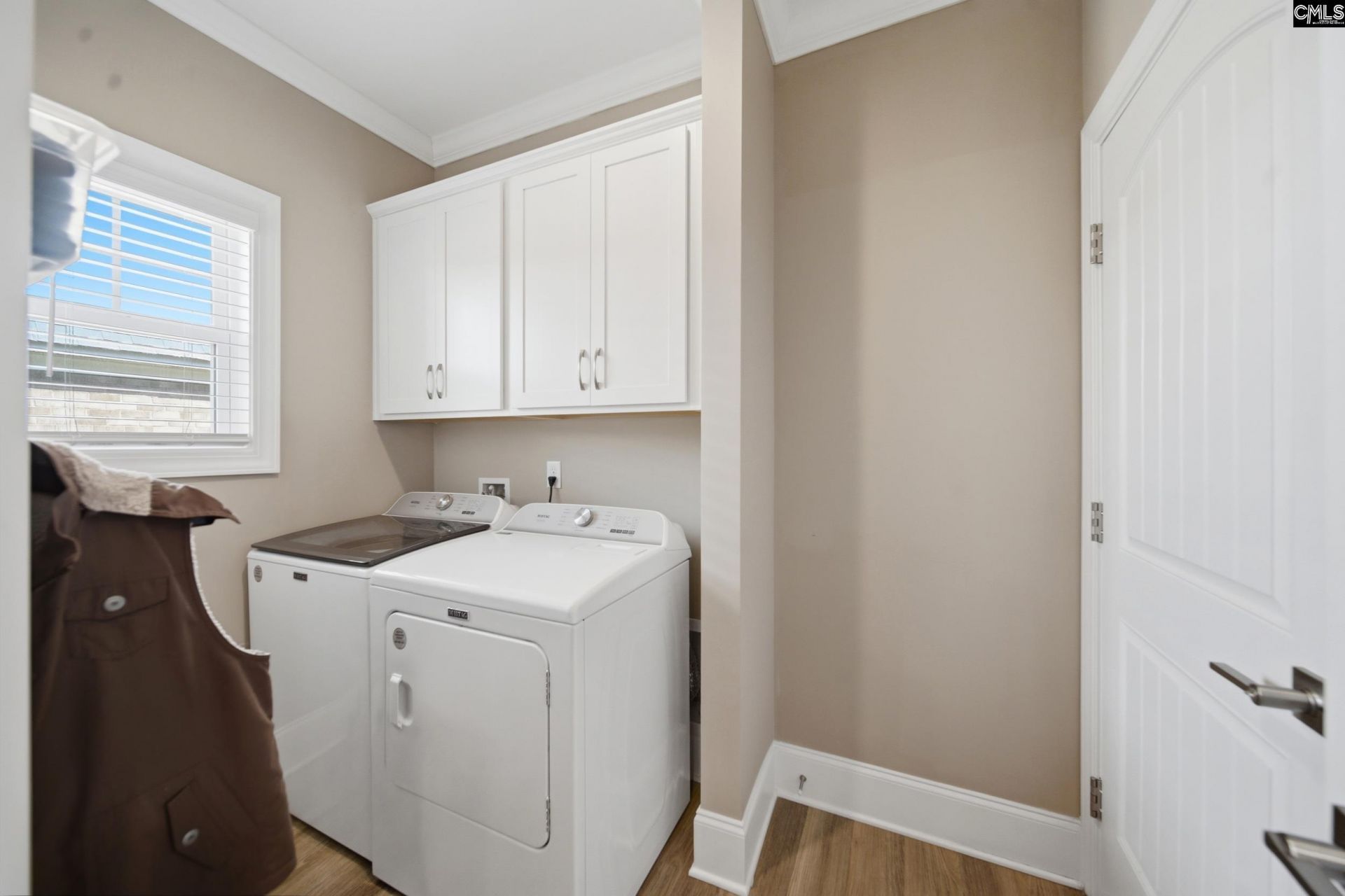 305 Daymark Drive Photo 19