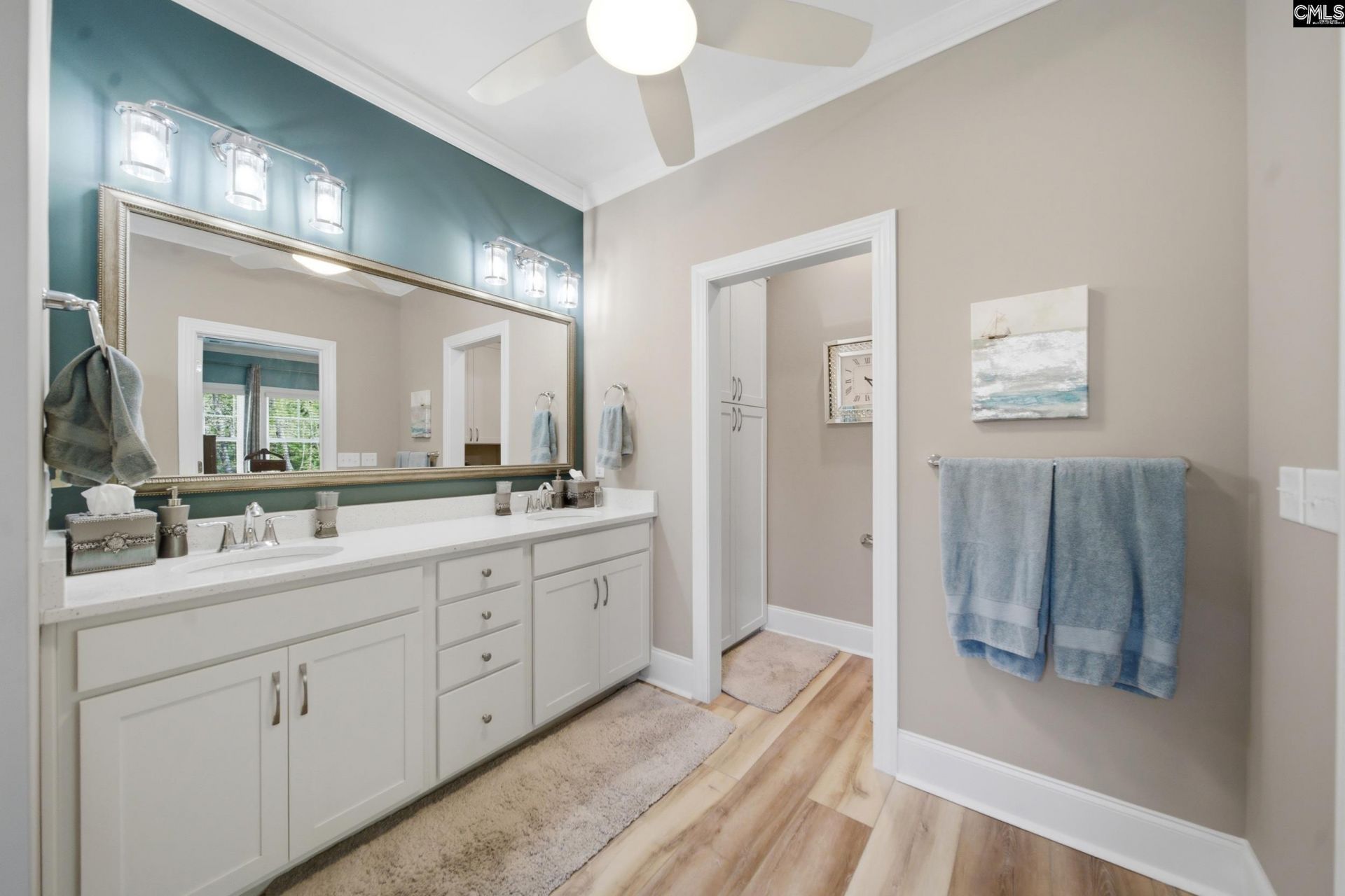 305 Daymark Drive Photo 25