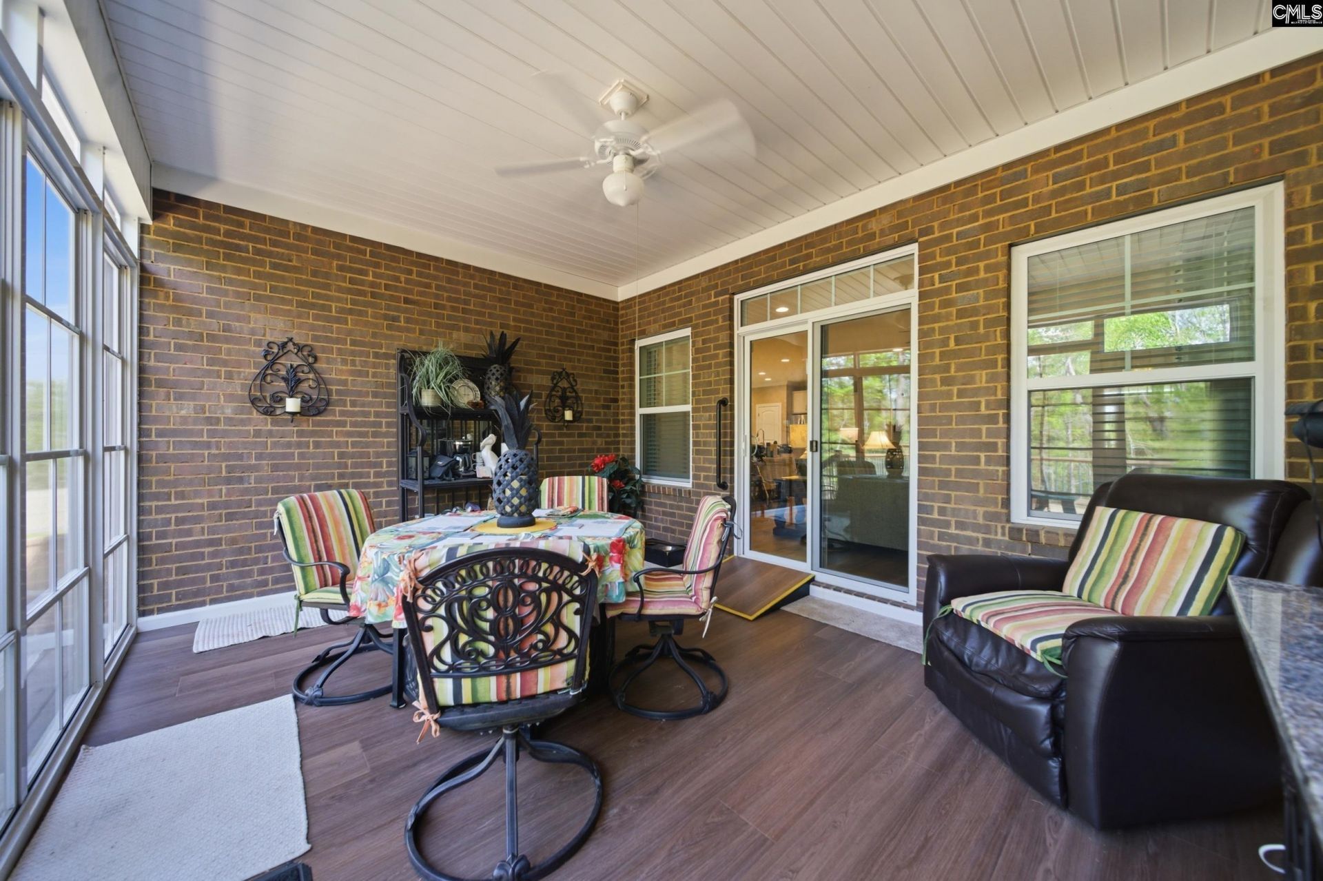 305 Daymark Drive Photo 29