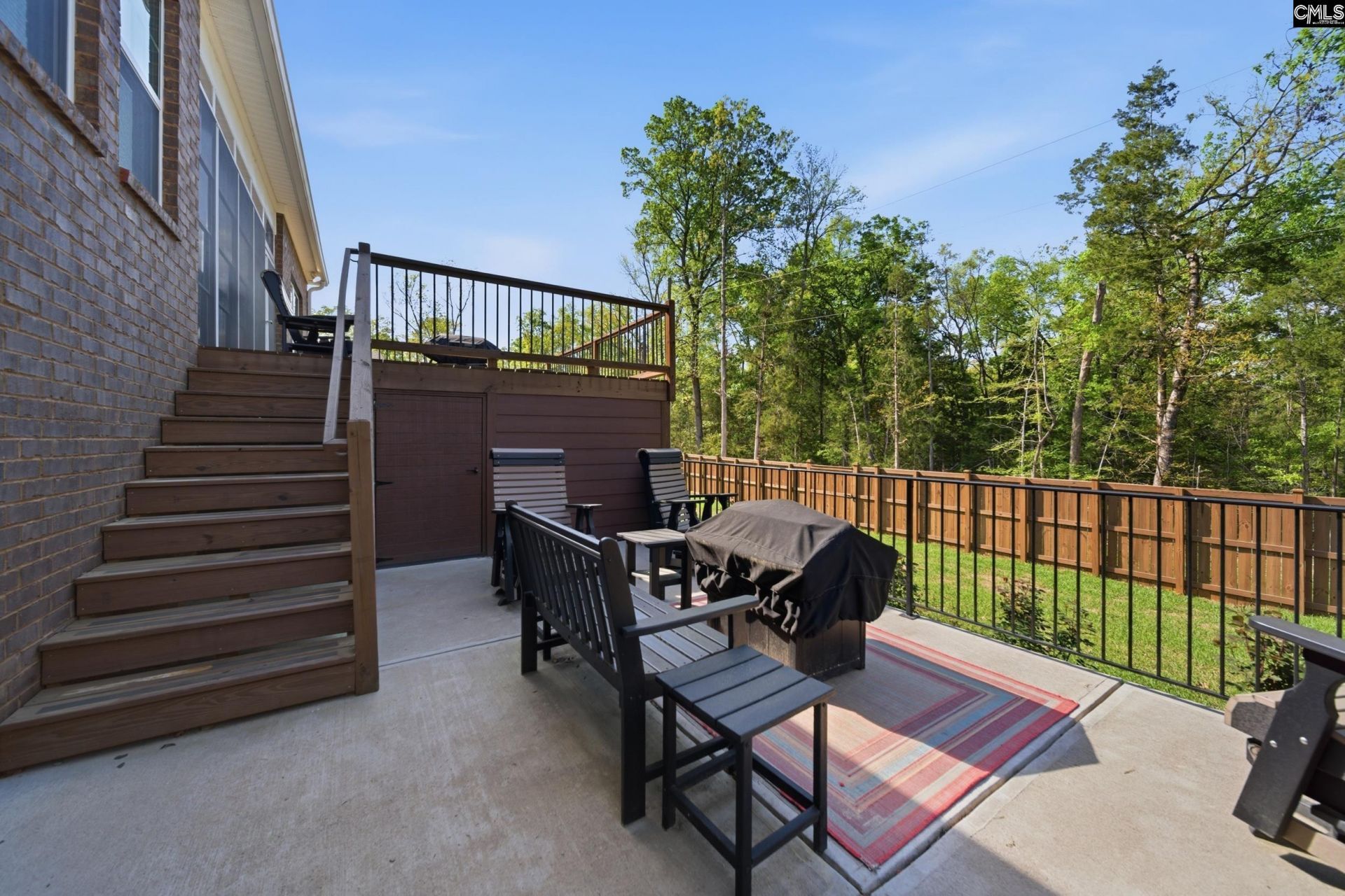 305 Daymark Drive Photo 32