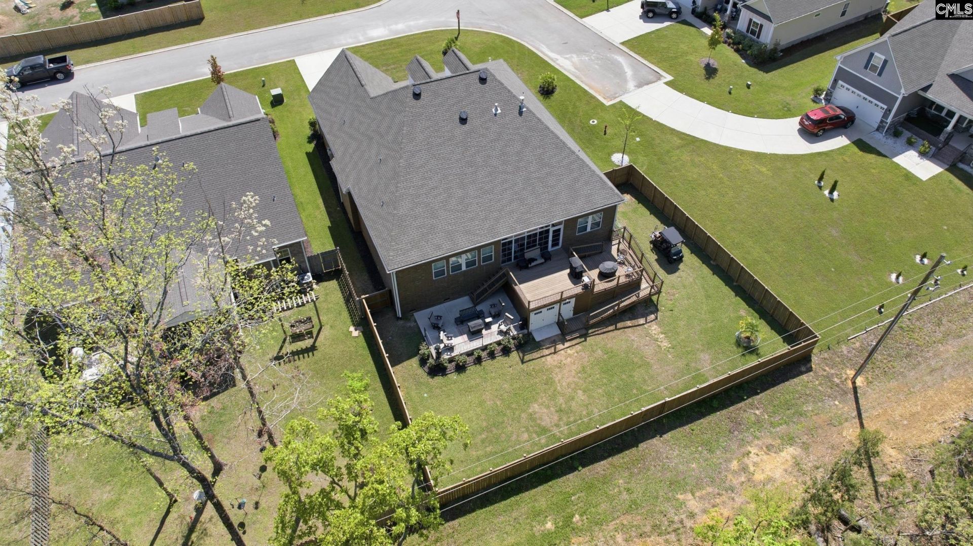 305 Daymark Drive Photo 46