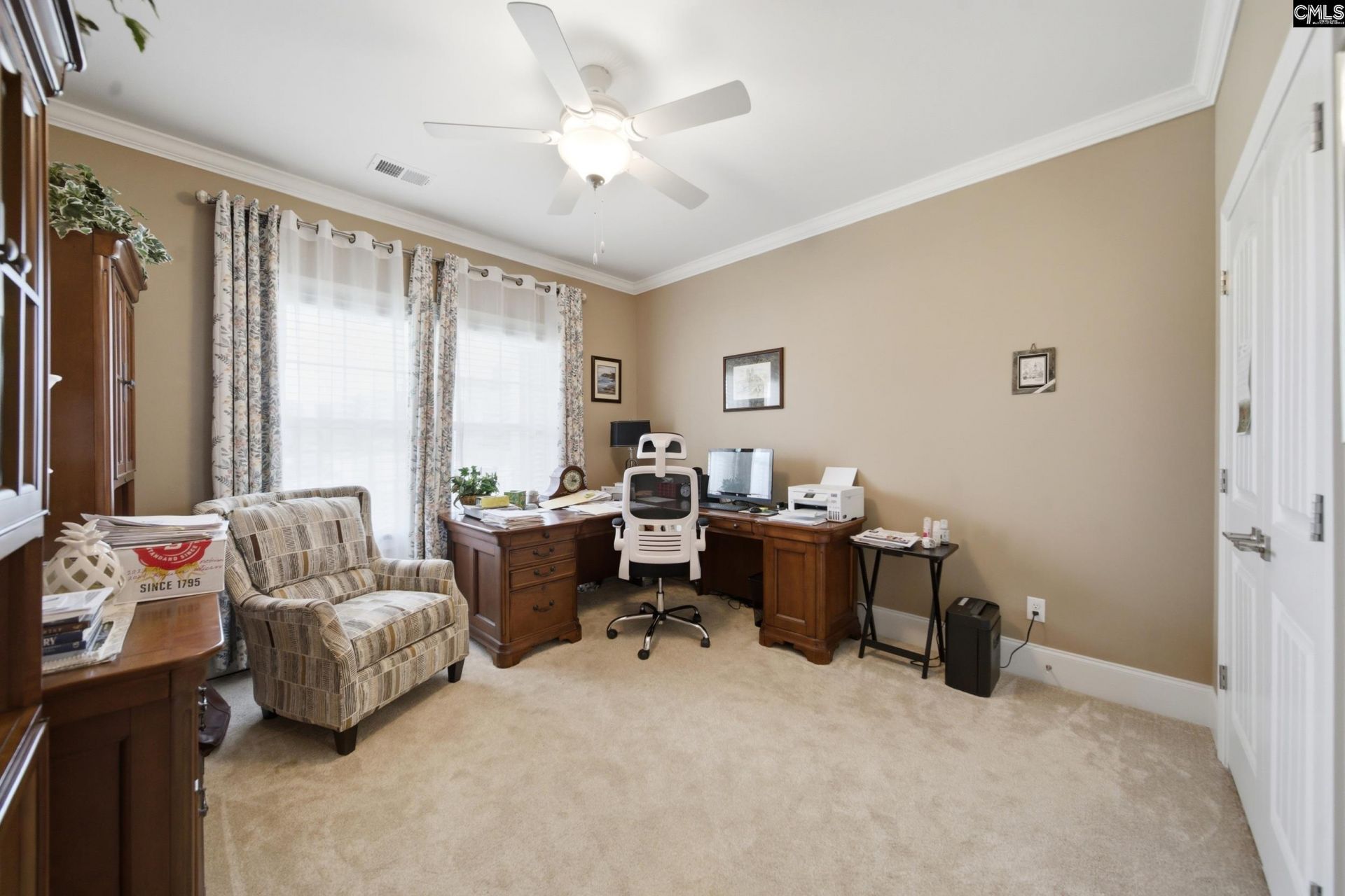 305 Daymark Drive Photo 7