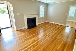 2453 Haile St Extension photo 4