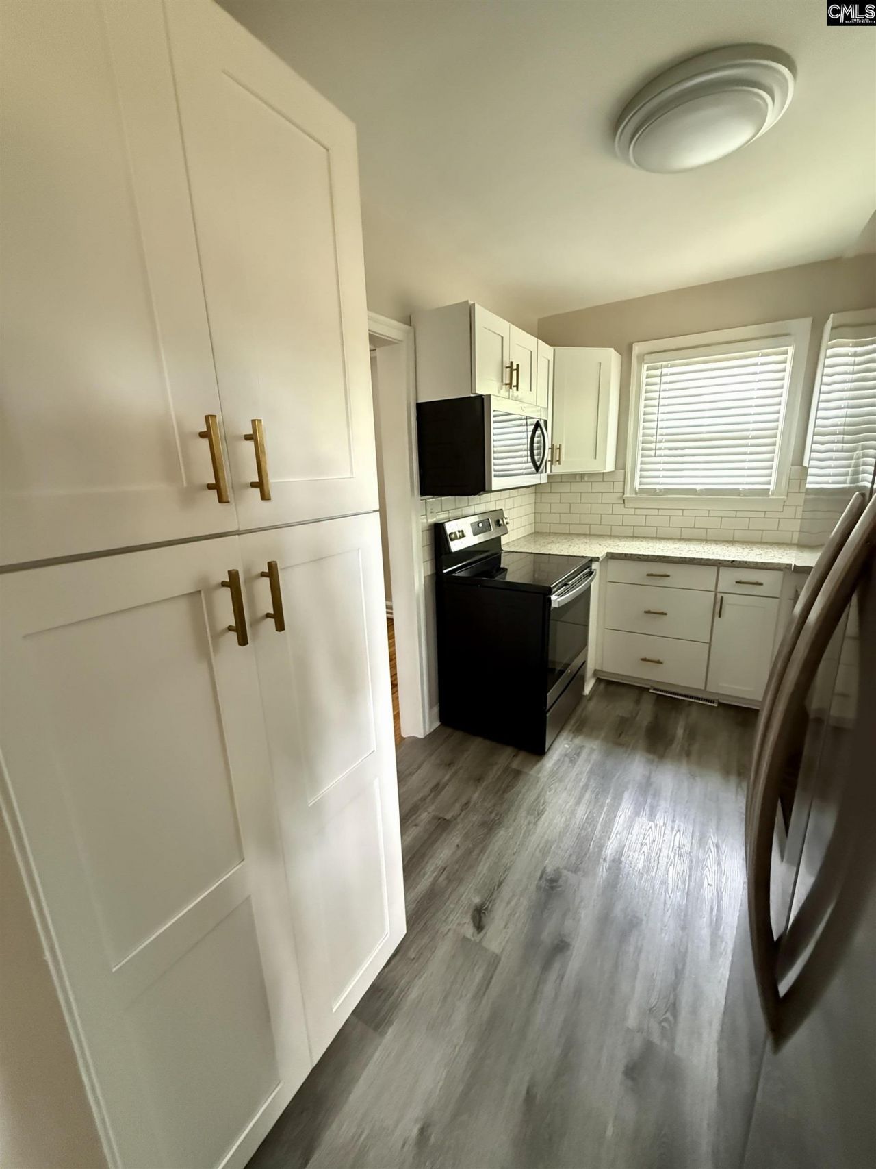 2453 Haile St Extension Photo 8