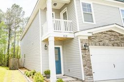 3089 Gedney Circle photo 4