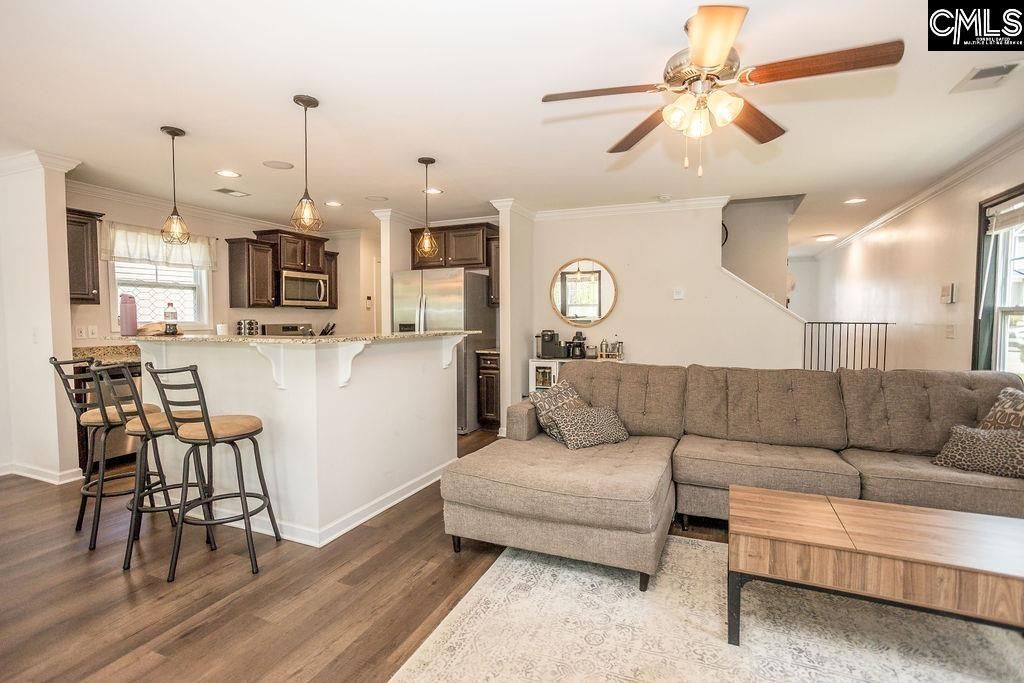 3089 Gedney Circle Photo 6