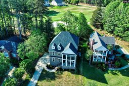 112 Bay Pointe Drive photo 4