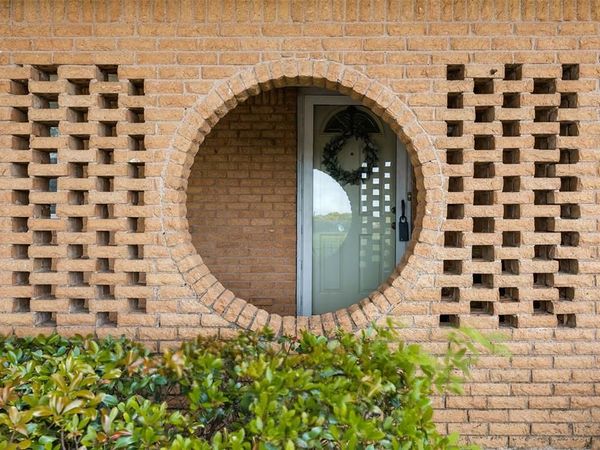 635 Classen Drive, Dallas, TX 75218