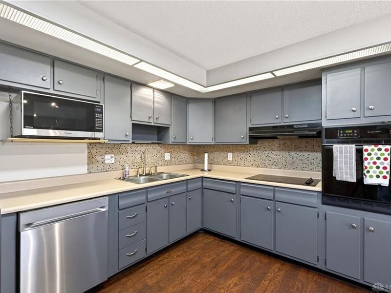 549 E Alkaline Springs Road, Vandalia, OH 45377 Photo 18